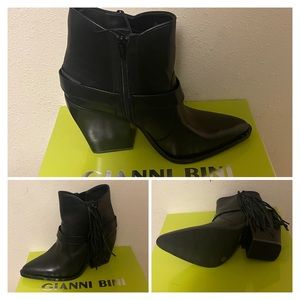 Gianni Binni black western style booties